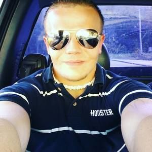 Meet your Posher, Christopher